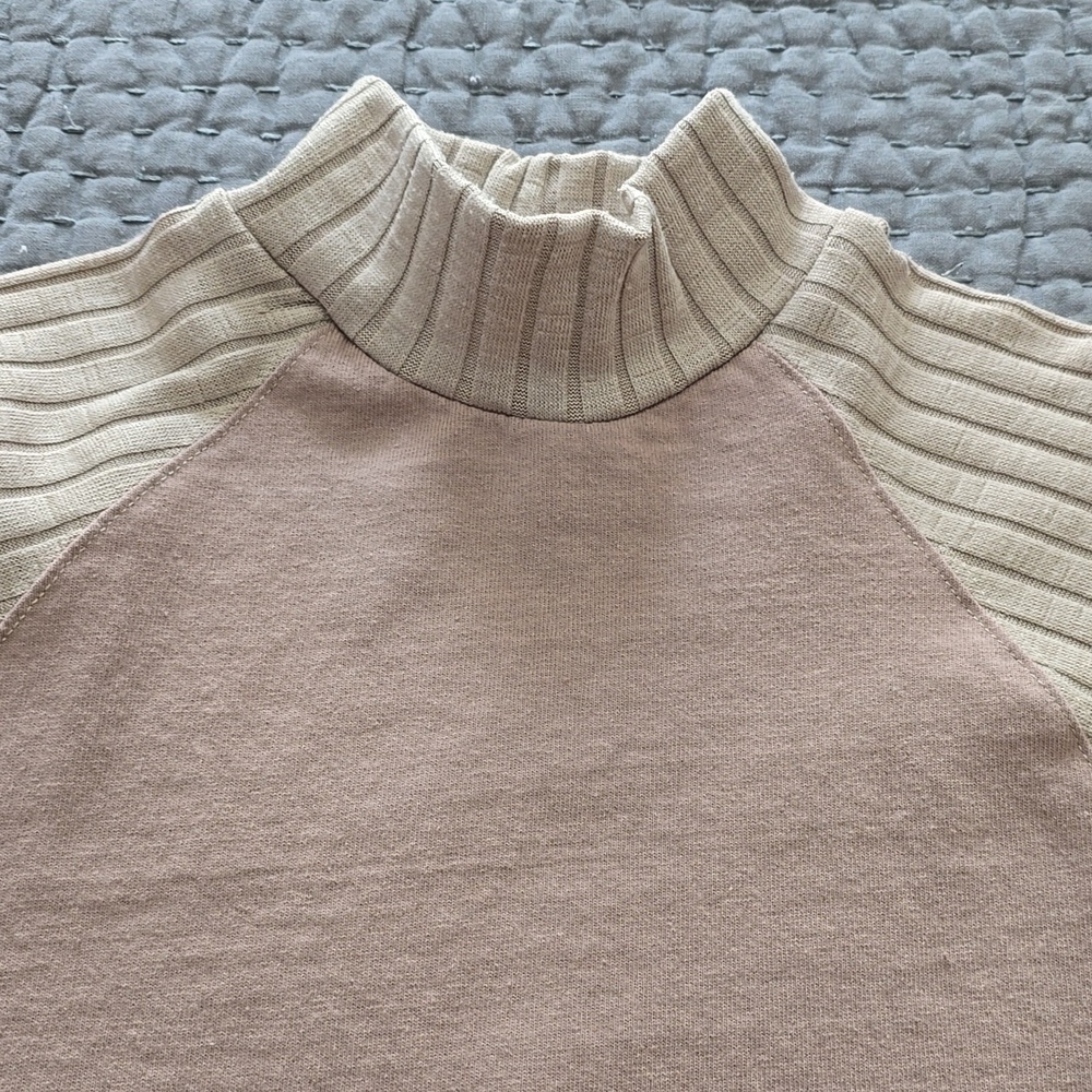Wishlist Women's Pullover - Picture 4 of 12